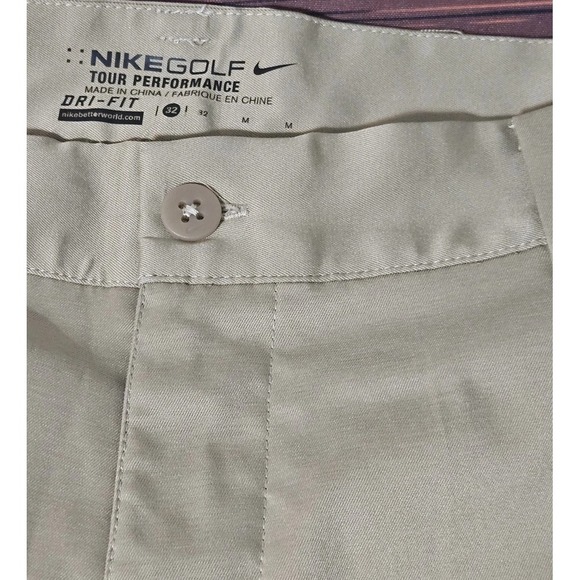 NIKE Tour Performance Golf Shorts 32 Chinos Khaki Lightweight‎ 11" Inseam Men's - Picture 1 of 8